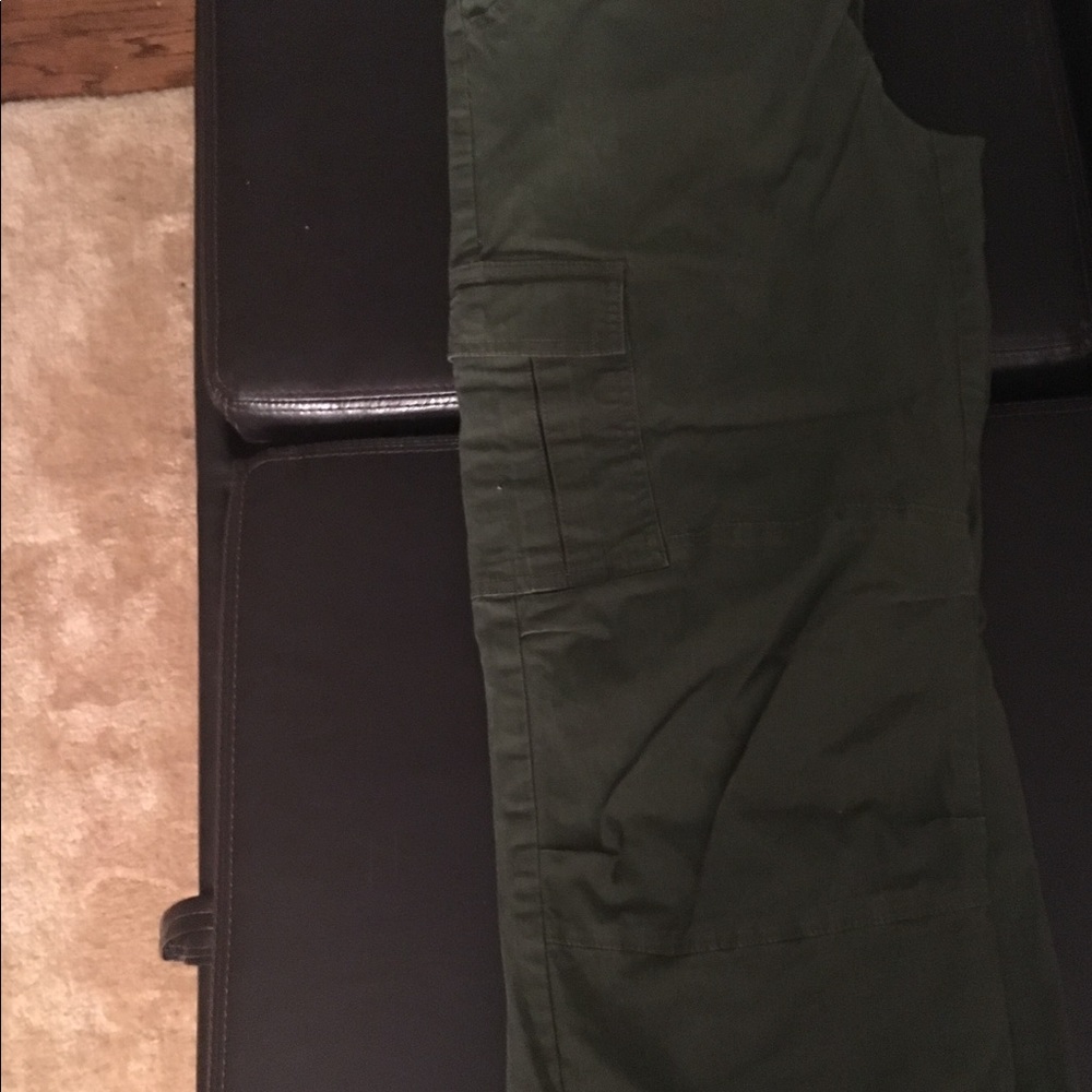 COPY - Cargo Capris green size 8